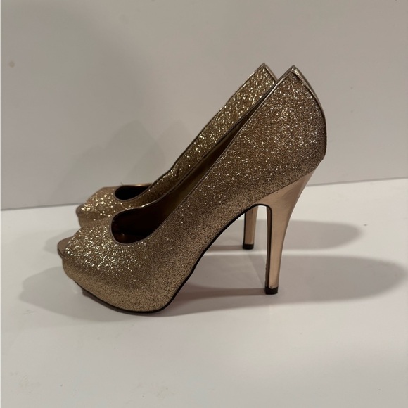Jacqueline Ferrar Women’s Metallic Gold Glitter Peep Toe Shimmer Heel Shimmer - Picture 2 of 8